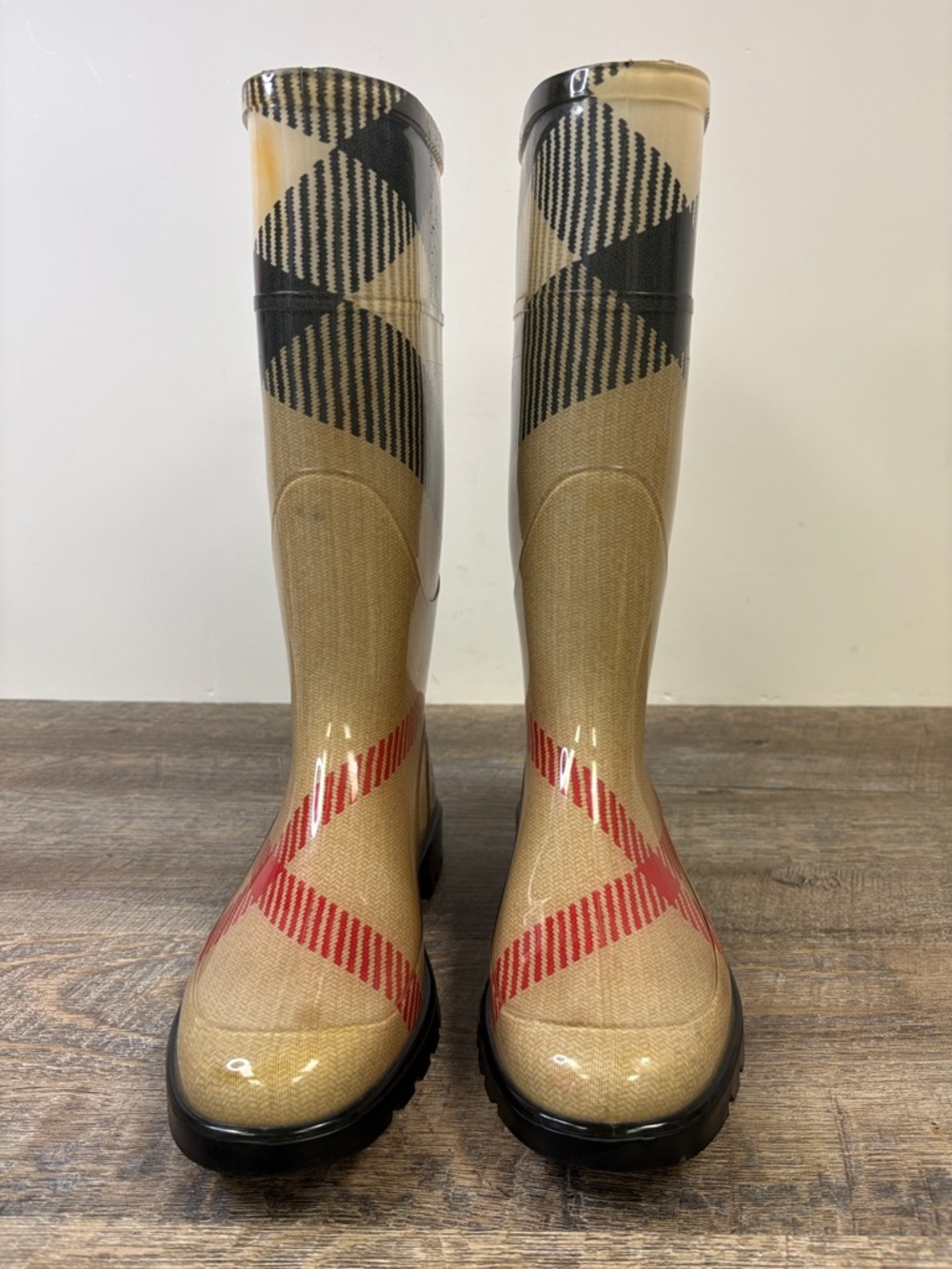 Burberry Rain Boots Nova Check Rubber Mid Calf Boots EU 38 US 7 Made in Italy - Picture 2 of 13